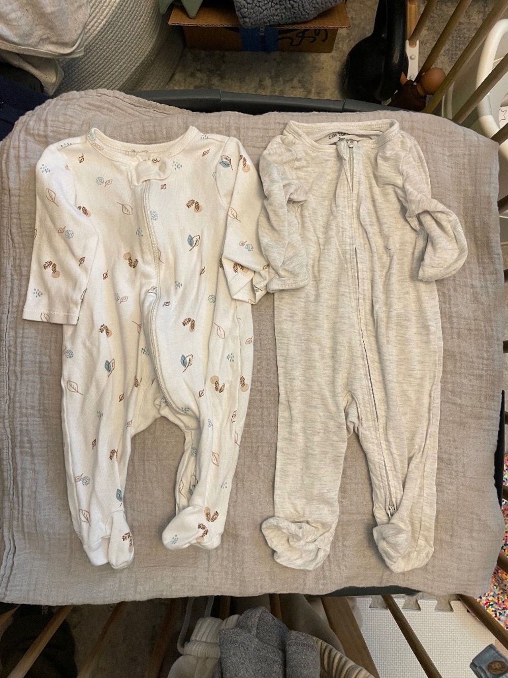 Carters footed pjs 3mo